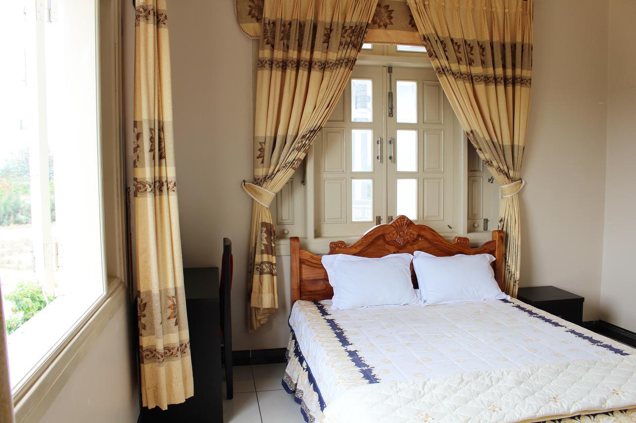 Hoang Gia Doc Let Hotel Ninh Hoa Exterior foto